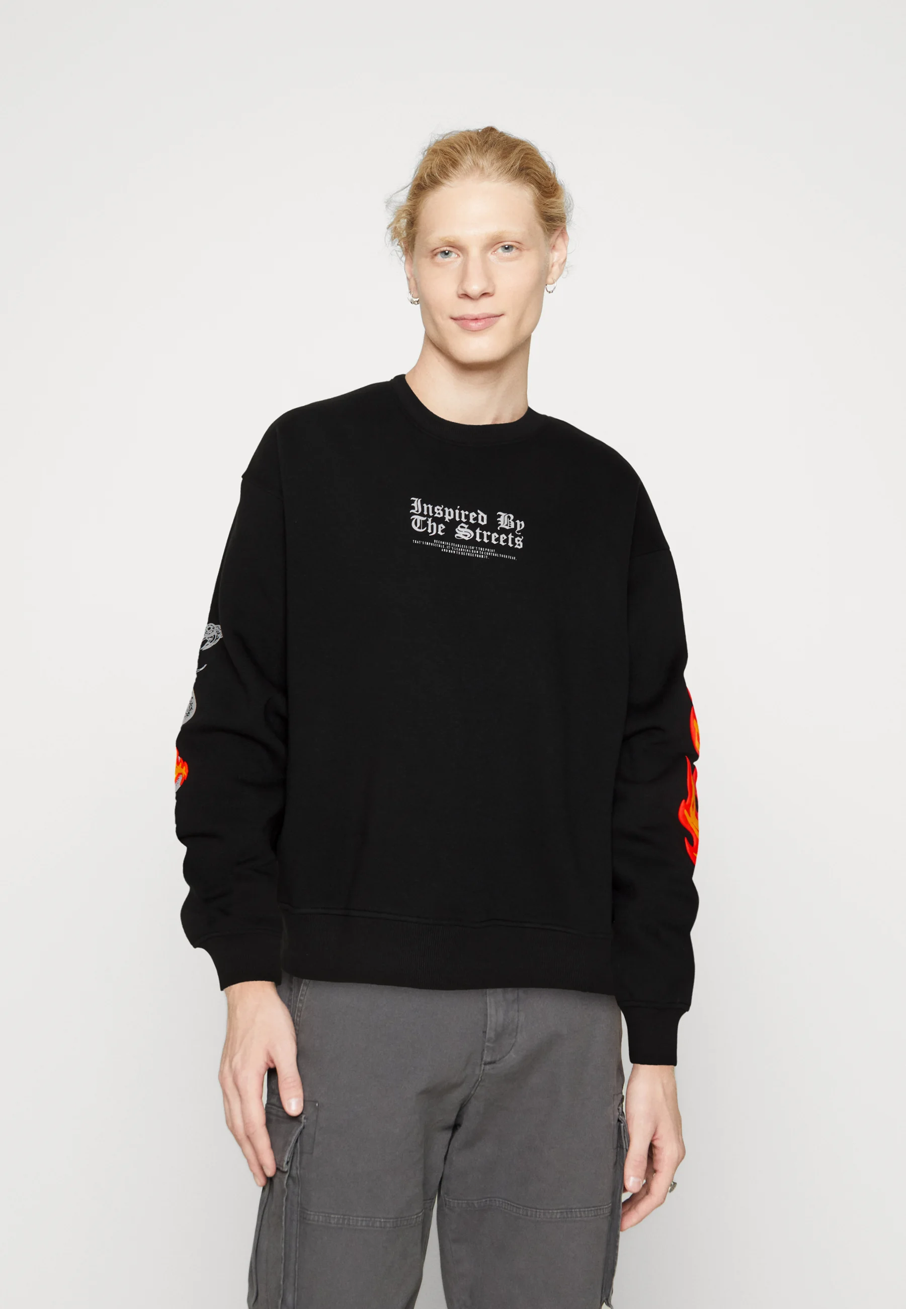 Sudadera Rebelde Redefinida