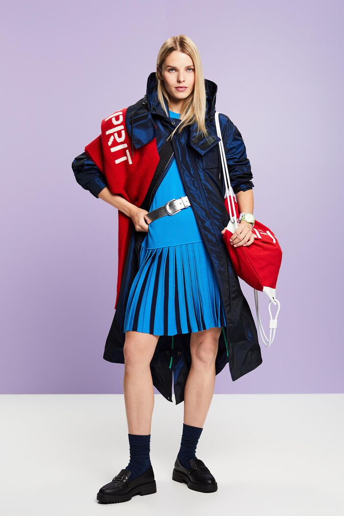 Plissiertes T-Shirt-Kleid in Minilänge