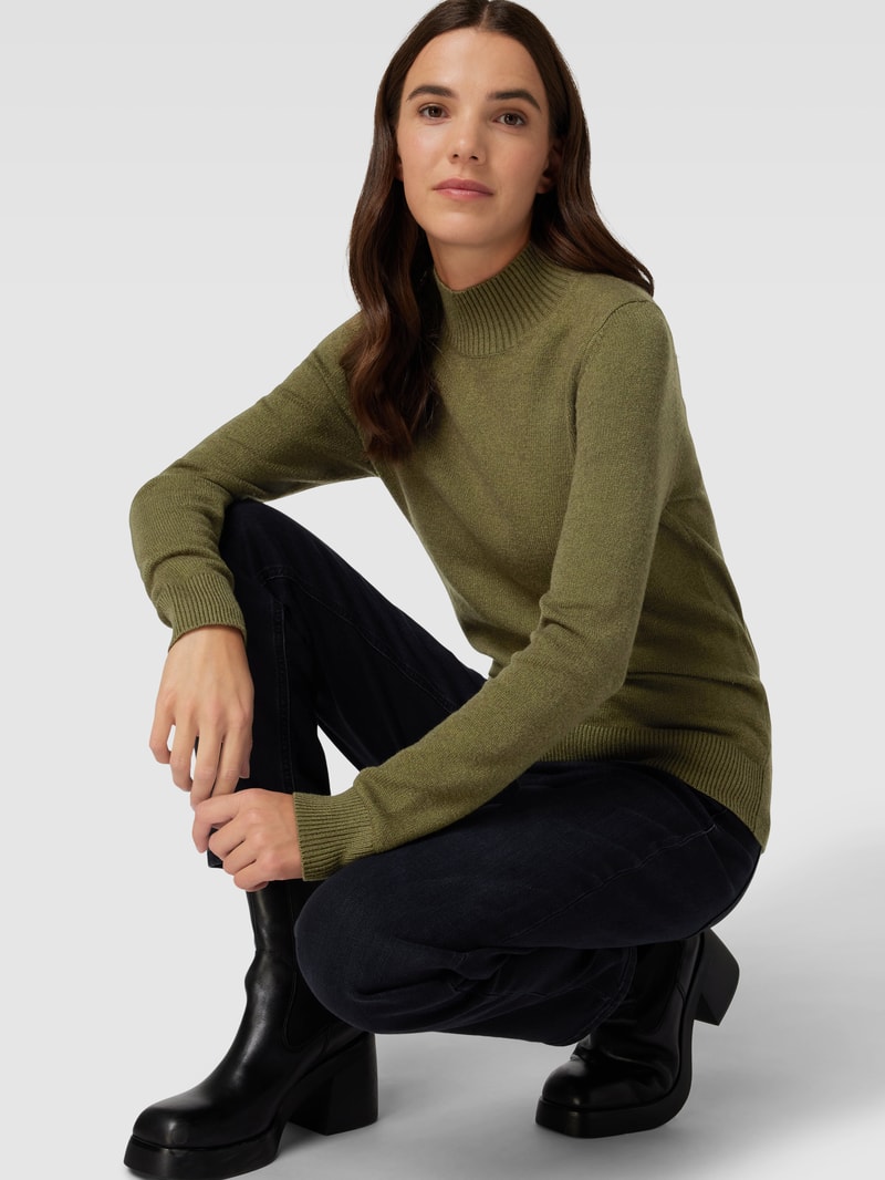 Strickpullover mit Stehkragen in khaki meliert