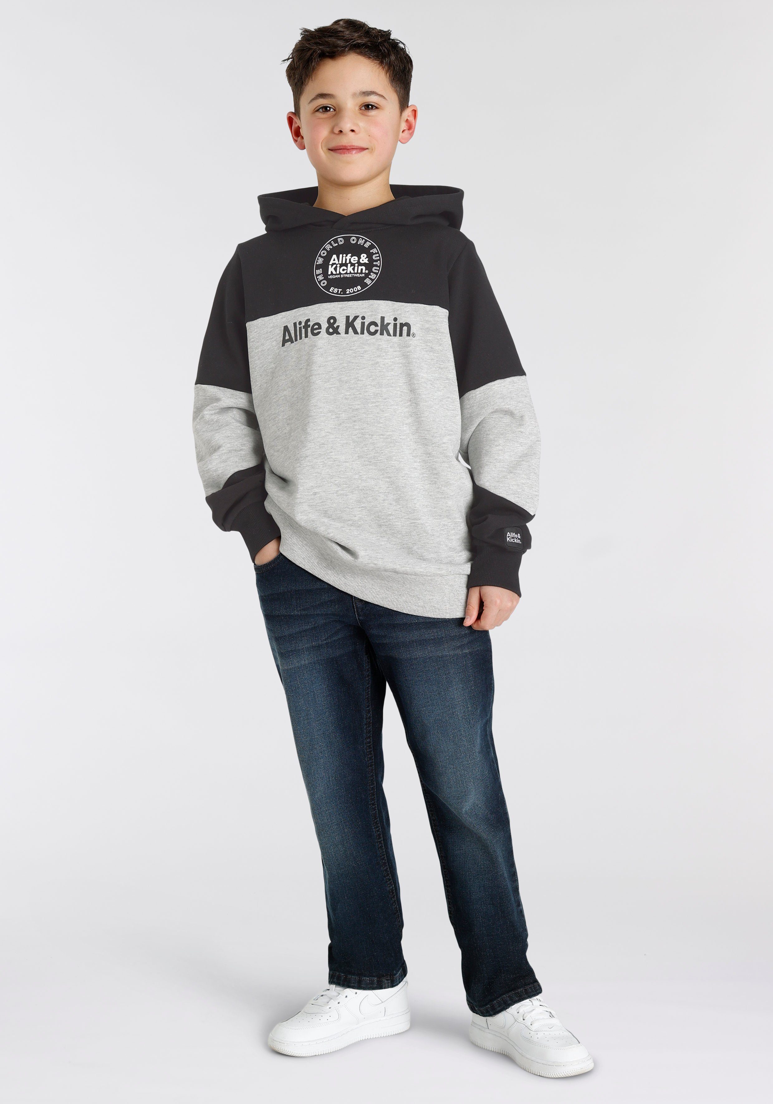 Alife & Kickin Kapuzensweatshirt Colorblocking, mit lässigen Einsätzen und Logo-Drucken