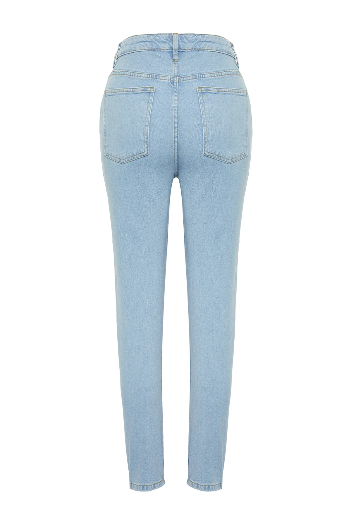 Trendyol Collection  Hellblaue Slim Mom-Jeans mit hoher Taille TWOSS24JE00137