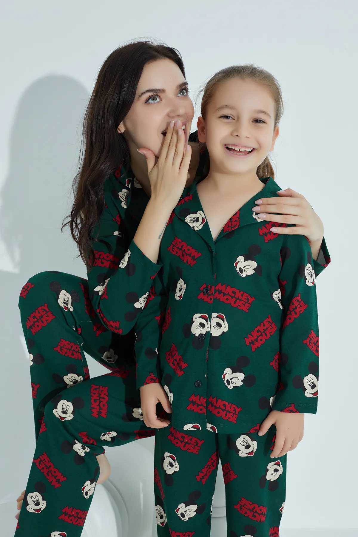 STRAWBERRY  Pyjama-Set aus Baumwolle mit Knöpfen