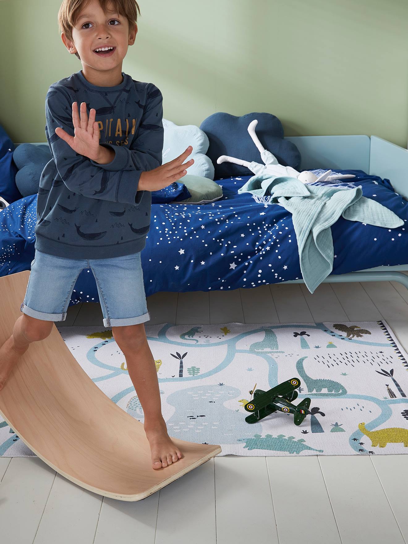 Vertbaudet Kinderzimmer Spielteppich DINOLAND, Recycling-Baumwolle - wollweiß/mehrfarbig bedruckt