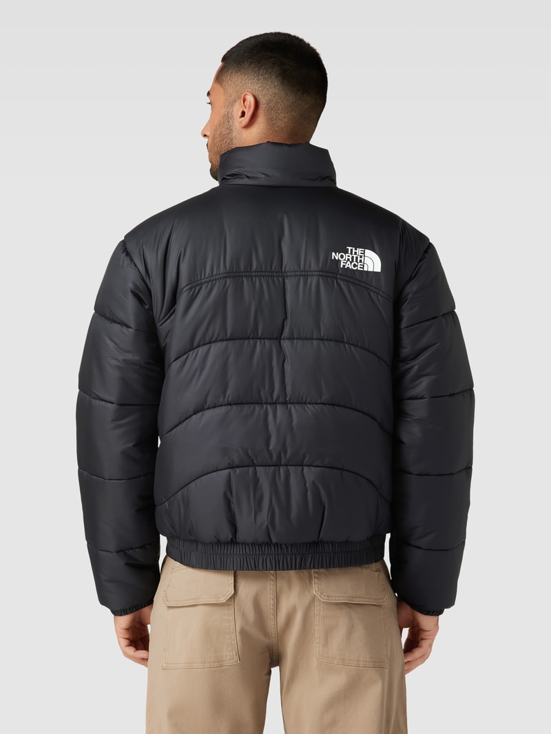 Steppjacke mit Reißverschlusstaschen in schwarz