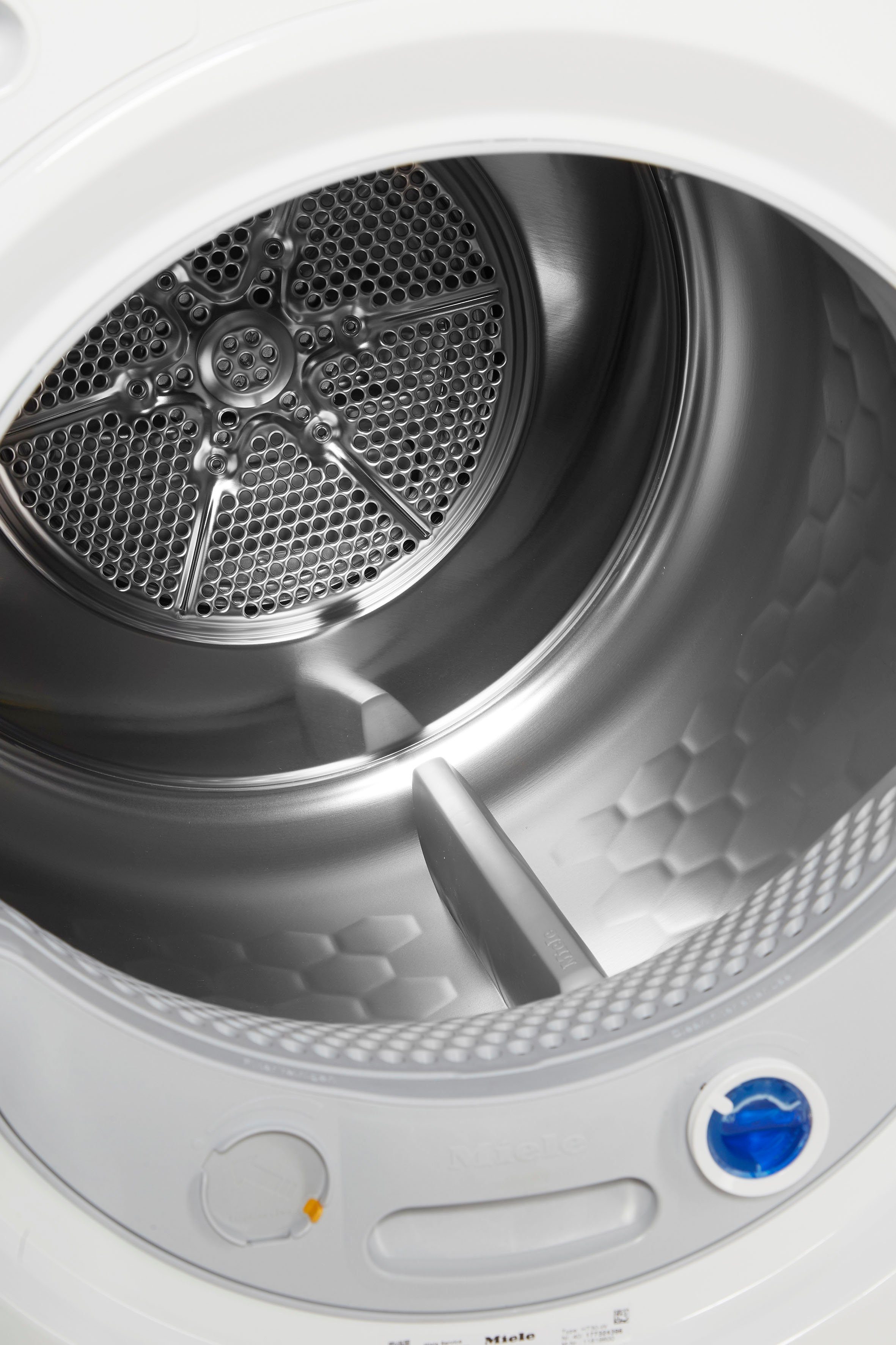 Miele Wärmepumpentrockner TSF763WP, 8 kg, DryCare40 trocknet fast alle Textilien die bei 40 °C waschbar sind
