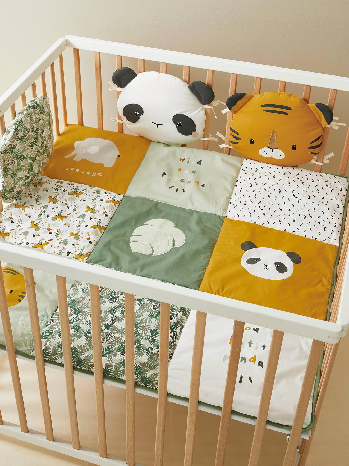 Vertbaudet Baby Spieldecke/ Laufstalleinlage PANDAFREUNDE, Patchwork-Design Oeko-Tex - mehfarbig