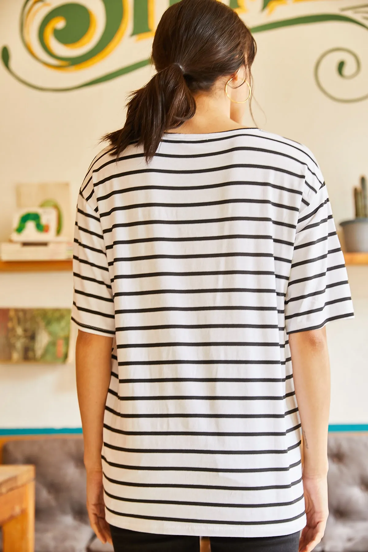 Olalook  Weiß gestreiftes Freizeit-T-Shirt für Damen TSH-19000283