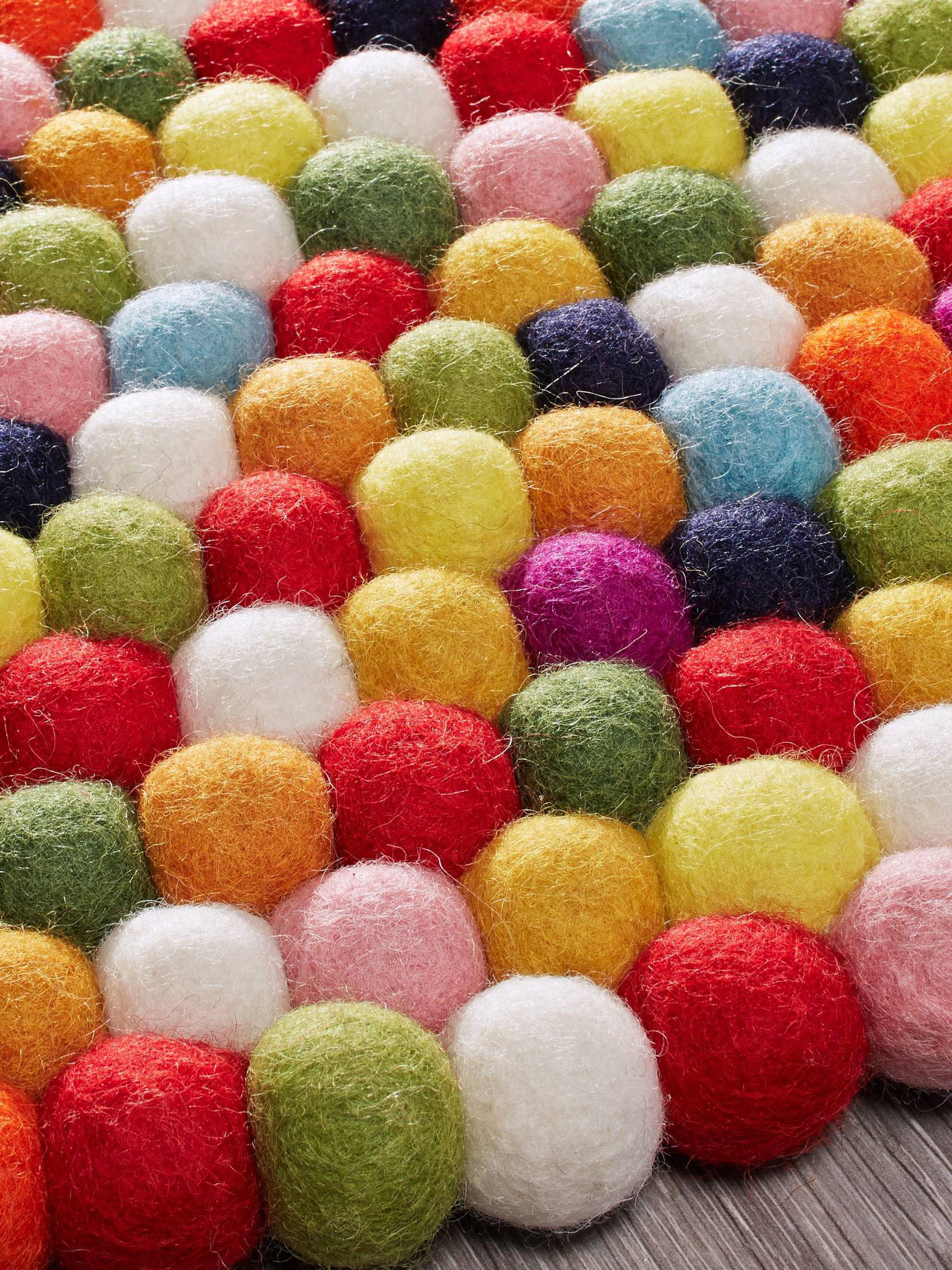 Arica Filzkugel-Teppich, Multicolor