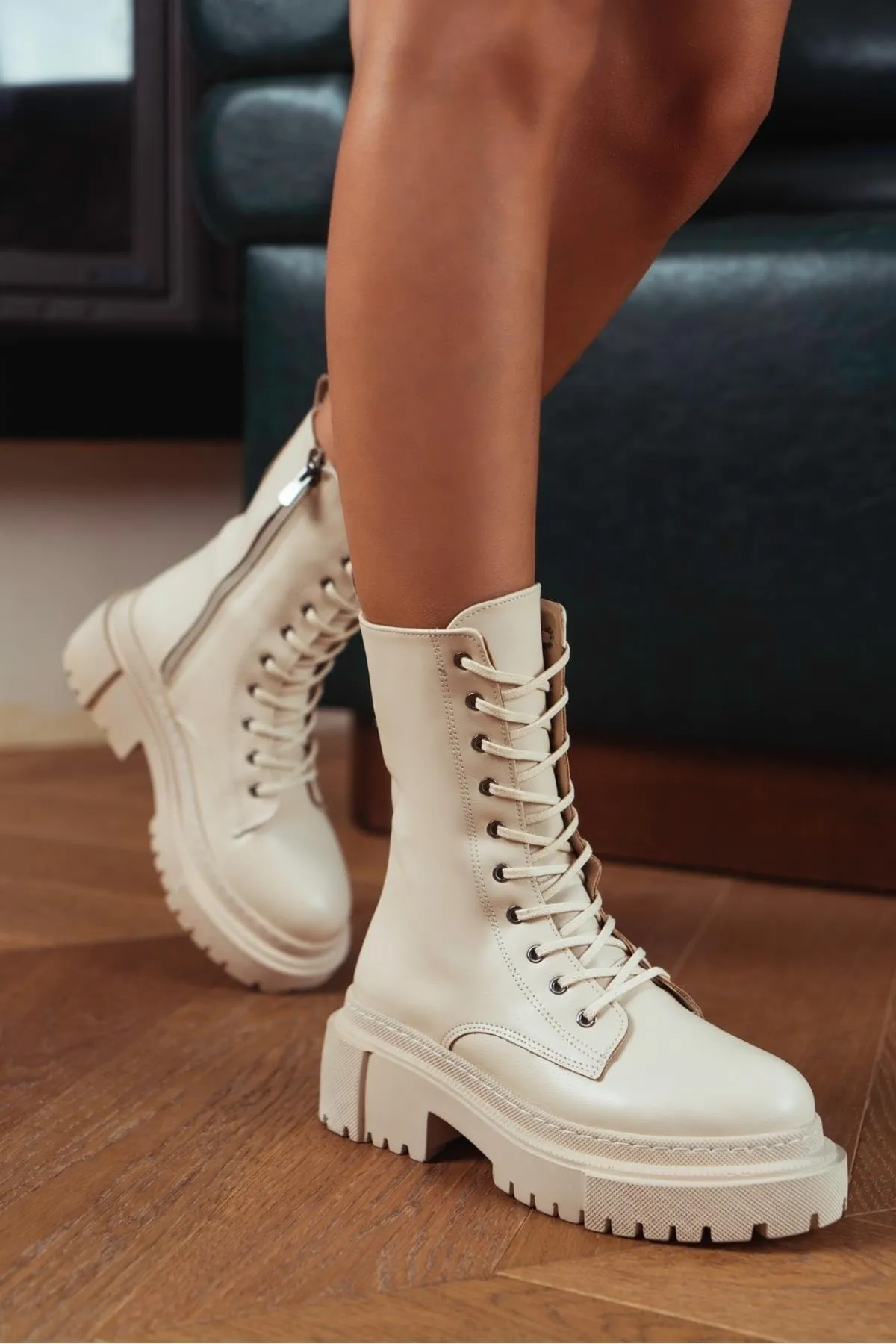 NİŞANTAŞI SHOES  Austin Beige Matte Damen-Schnürstiefel mit Absatz