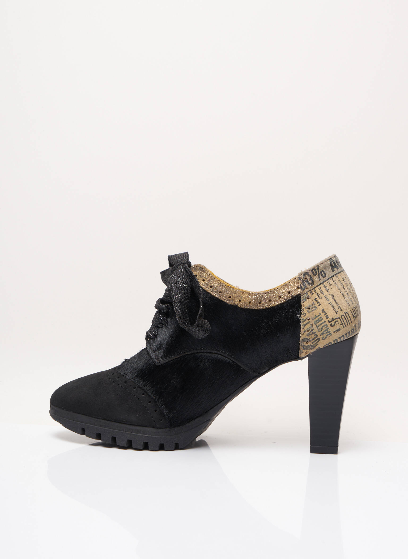 Catherine Parra Derby Femme couleur noir