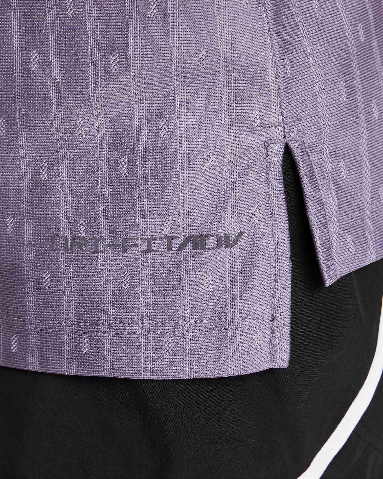 Tričko Nike Dri Fit Multi Teck Jr FJ6859-510
