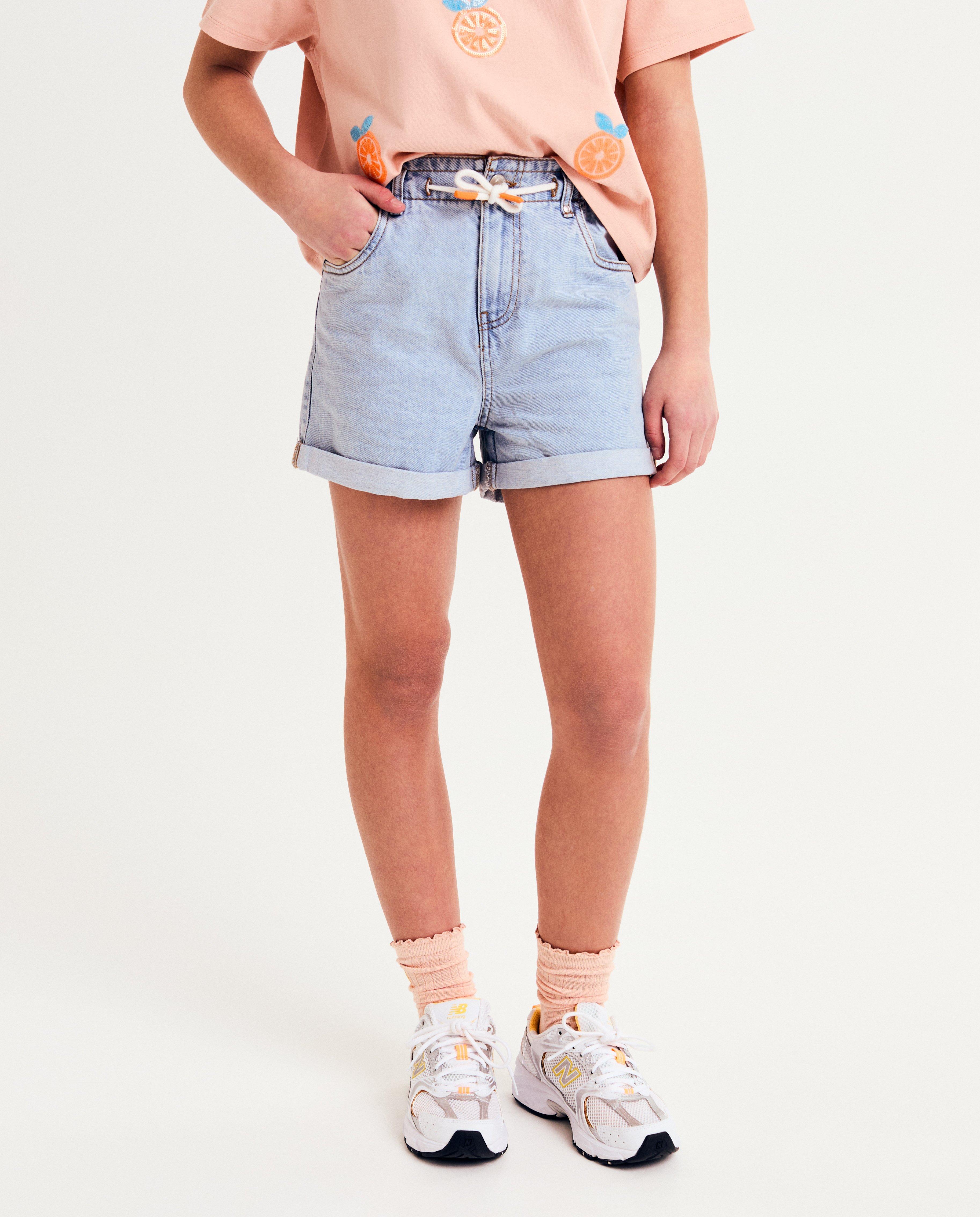 Pantaloni scurți din denim albastru deschis Fish & Chips, albastru deschis