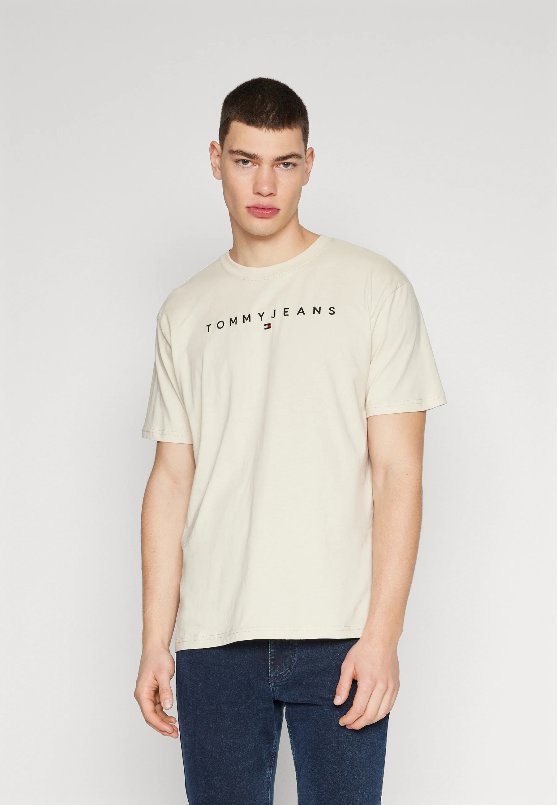Tommy Jeans LINEAR LOGO TEE UNISEX - Camiseta con estampado