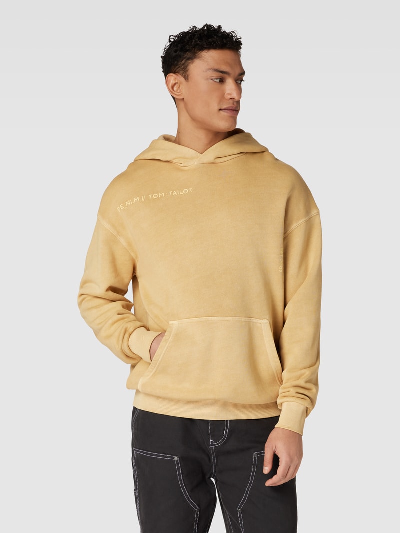 Hoodie mit Känguru-Tasche Modell 'relaxed garment' in cognac