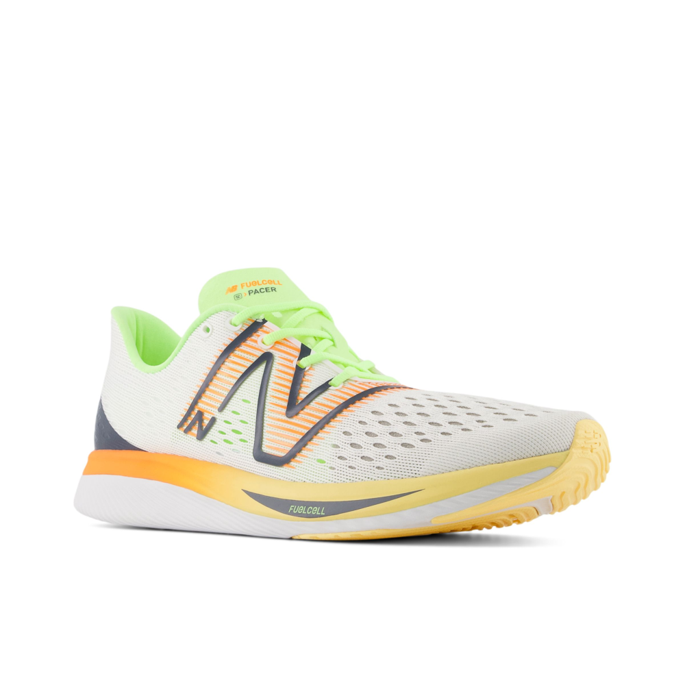 New Balance FuelCell SuperComp Pacer MFCRRBM / weiss