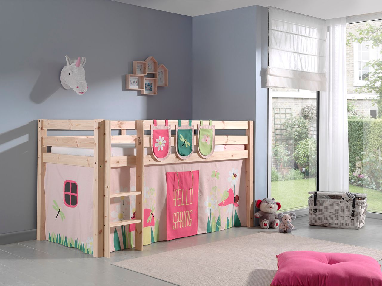 VIPACK Spielbett Pino mit Textilset Vorhang und 3 Taschen 