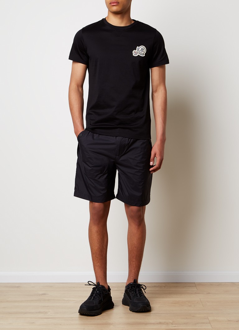 Pantaloni scurți Moncler cu croi larg și buzunare laterale