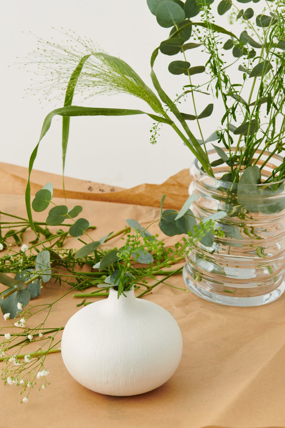 Drop ceramic vase