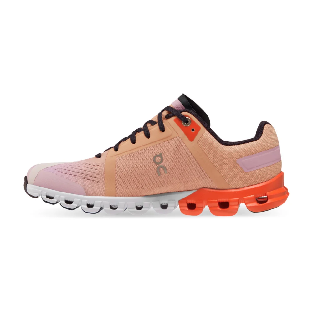 ON Cloudflow 35.98686 / bunt