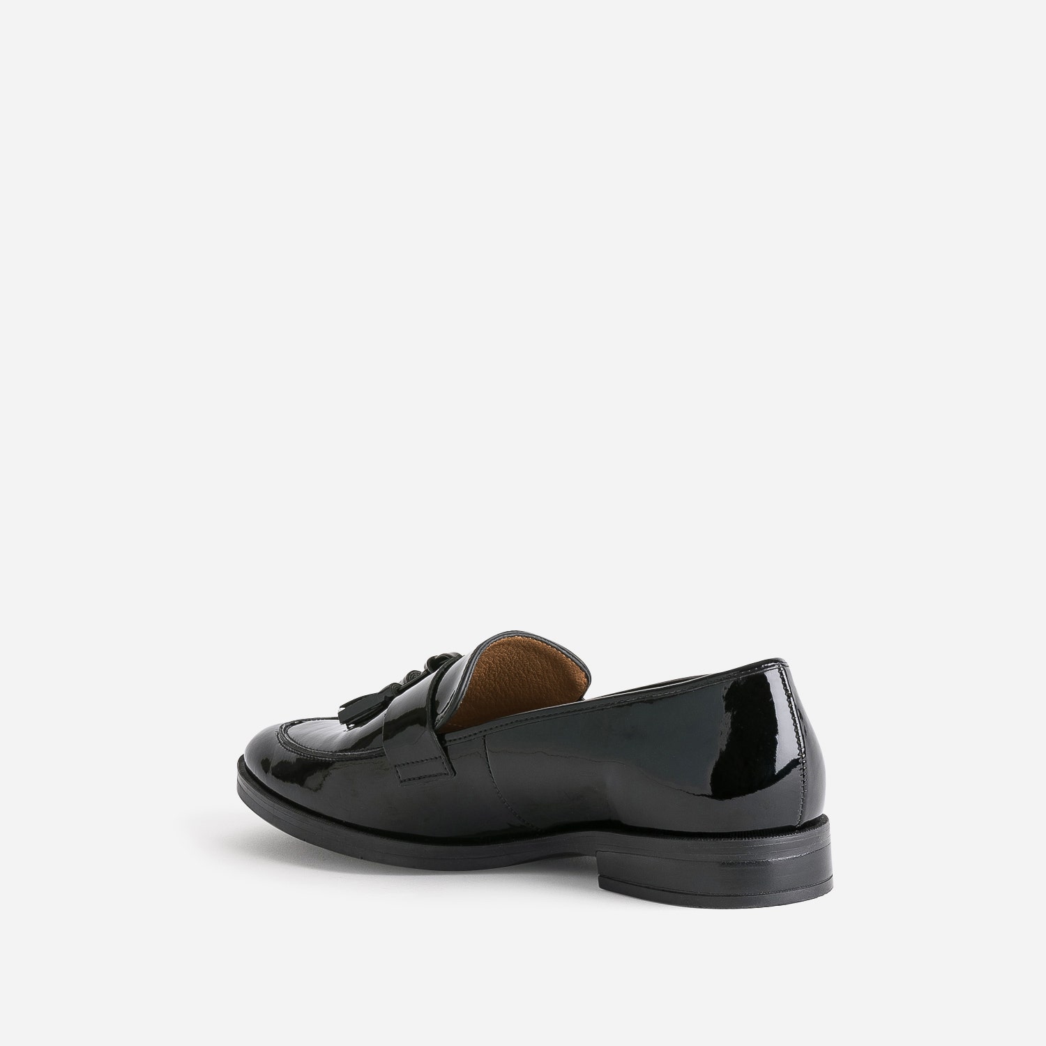 Mocassin à glands ERAM FLEX noir verni en cuir