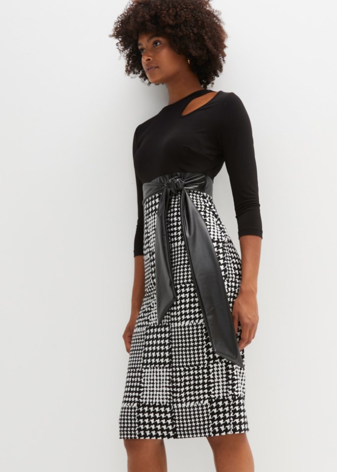 Midikleid mit Gürtel