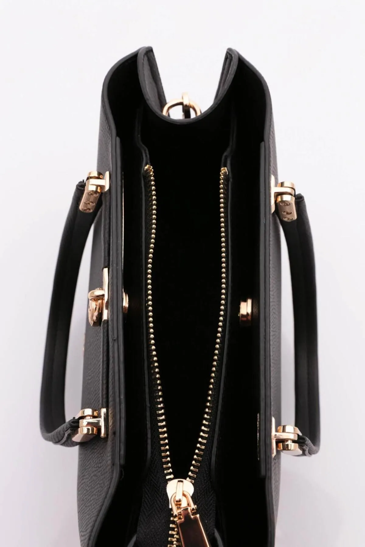 DGN  Schwarze Alltagstasche für Damen - Modell 10003