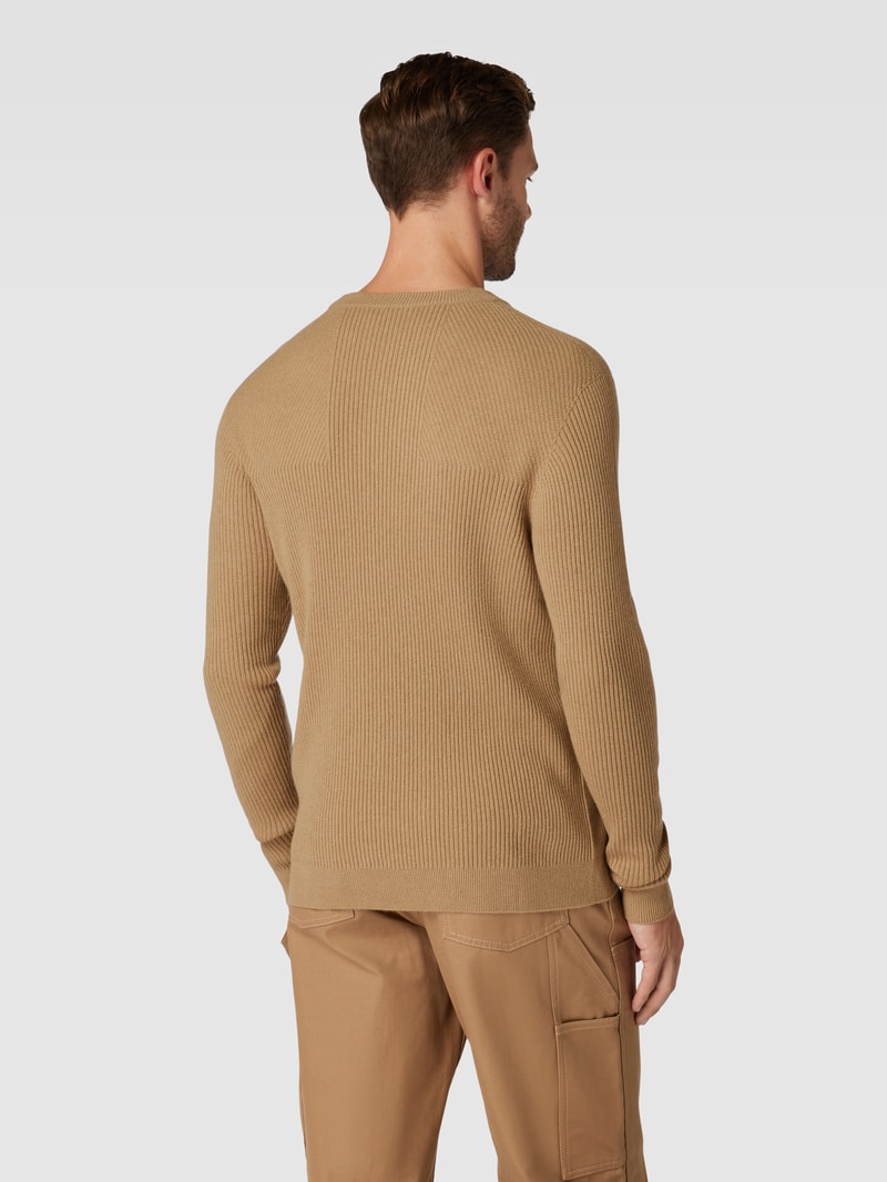 Strickpullover mit Rundhalsausschnitt Modell 'FLAAK' in beige