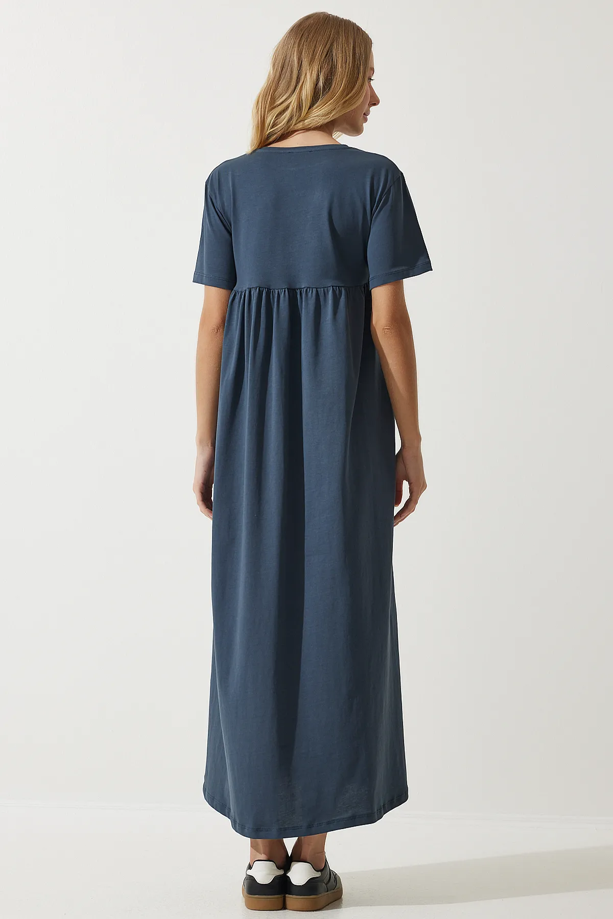 Happiness İstanbul  Geräuchertes, gerafftes, langes Strickkleid für Damen MC00272