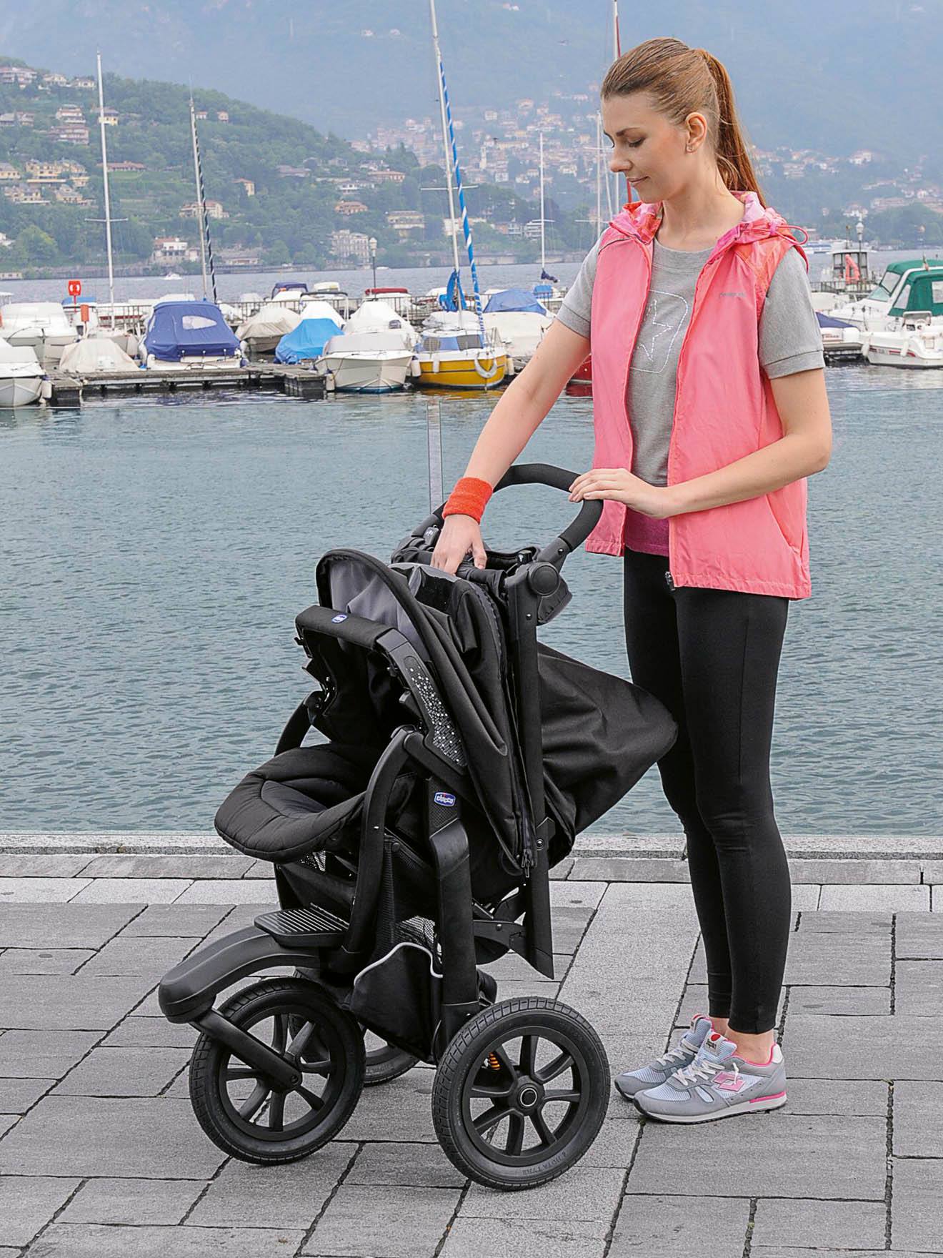 Poussette Trio Activ3 Top CHICCO jet black
