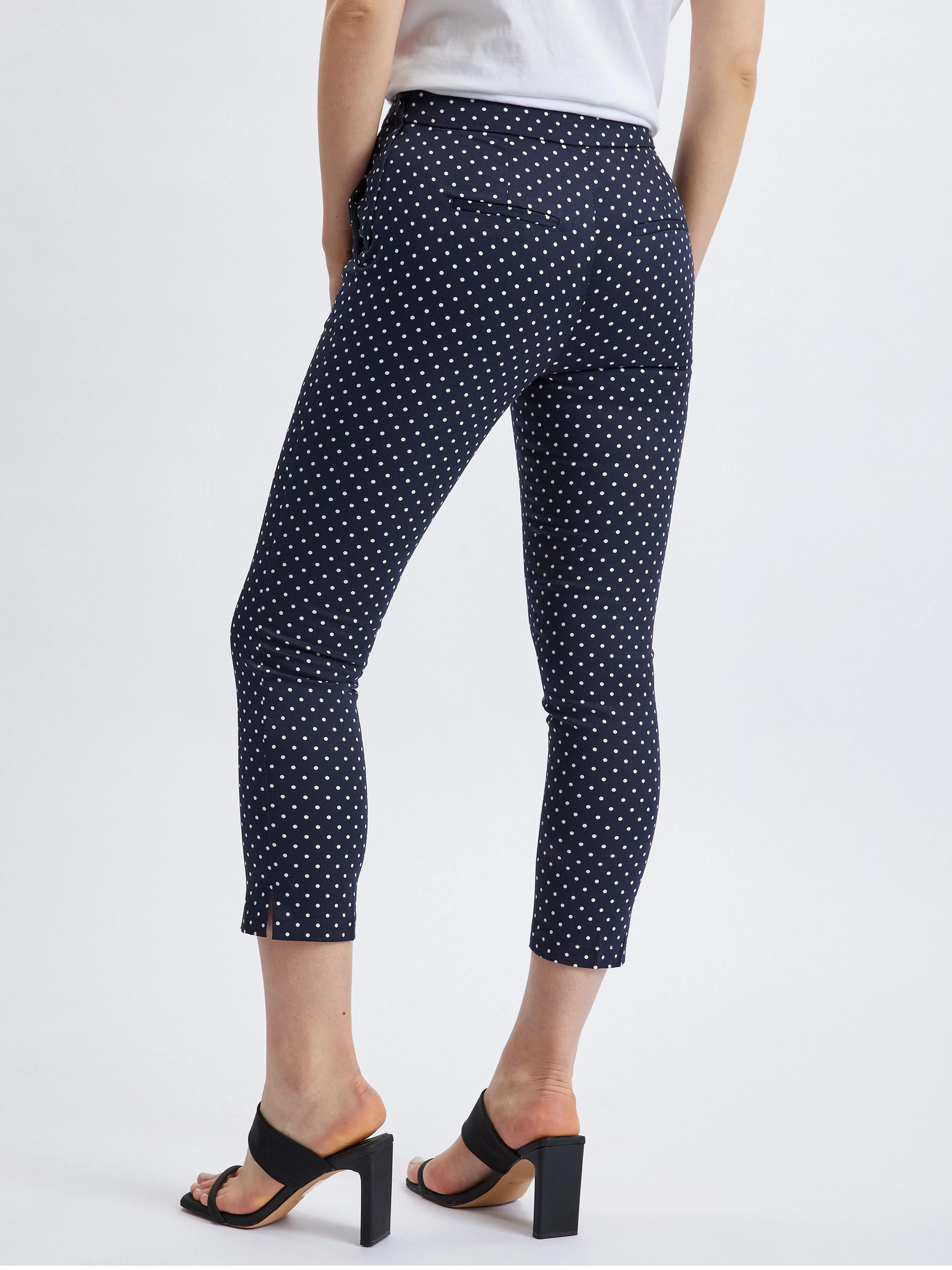 Dunkelblaue dreiviertellange Damen-Tupfenhose ORSAY