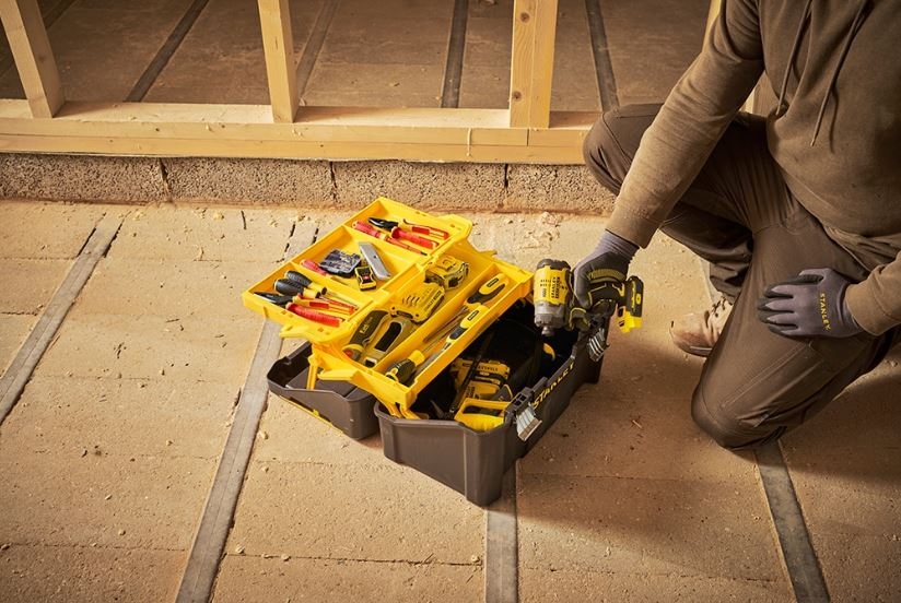 Stanley STST83397-1 Valiză de scule Cantilever Essential 19