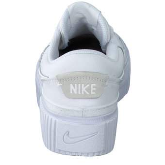 Nike Court Legacy Lift Sneaker in weiß