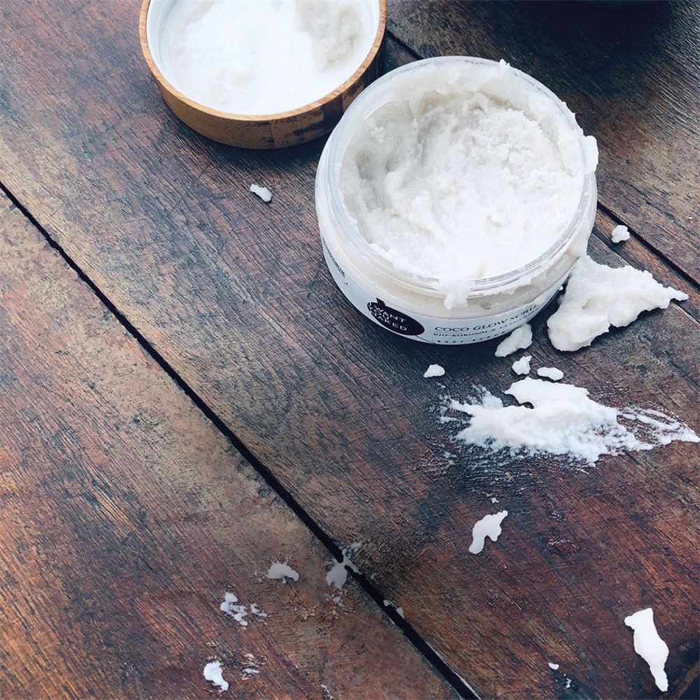 I WANT YOU NAKED Huile de Coco & Mandarine Bio Huile de Coco & Mandarine Bio Gommage pour le corps