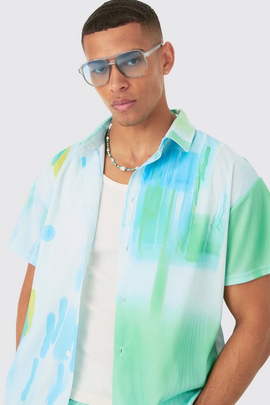 Kastiges Mesh-Hemd & Shorts