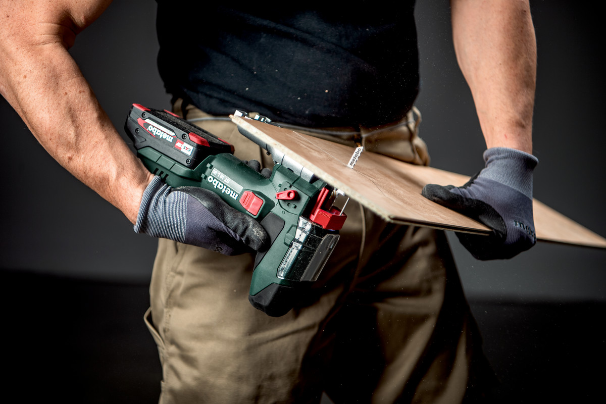 Metabo 601047840 STA 18 L 90 Akku-Stichsäge 18V (ohne Akku und Ladegerät in Metabox)