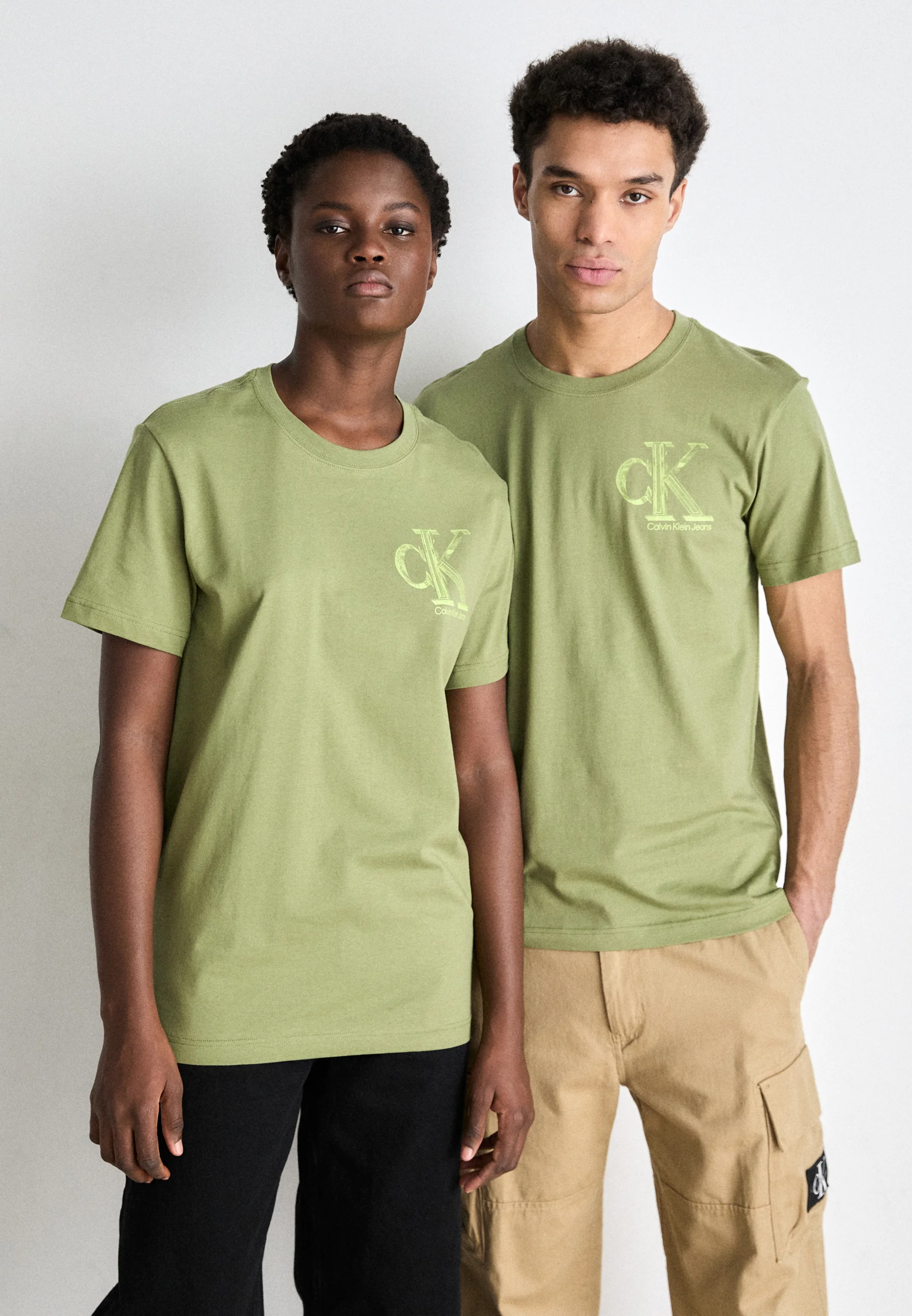 Calvin Klein Jeans META MONOGRAM TEE UNISEX - Camiseta básica