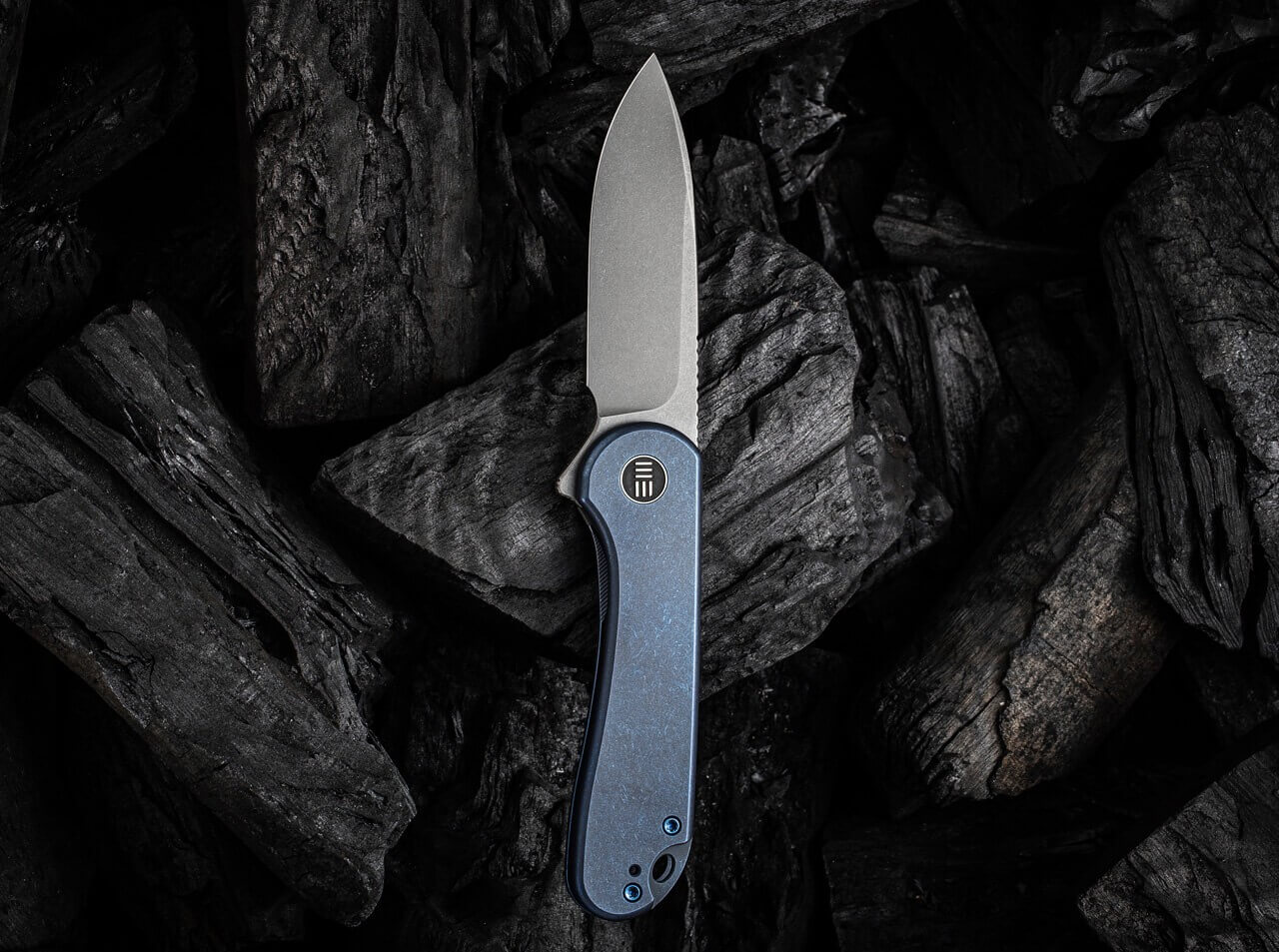 Elementum Titanium Blue