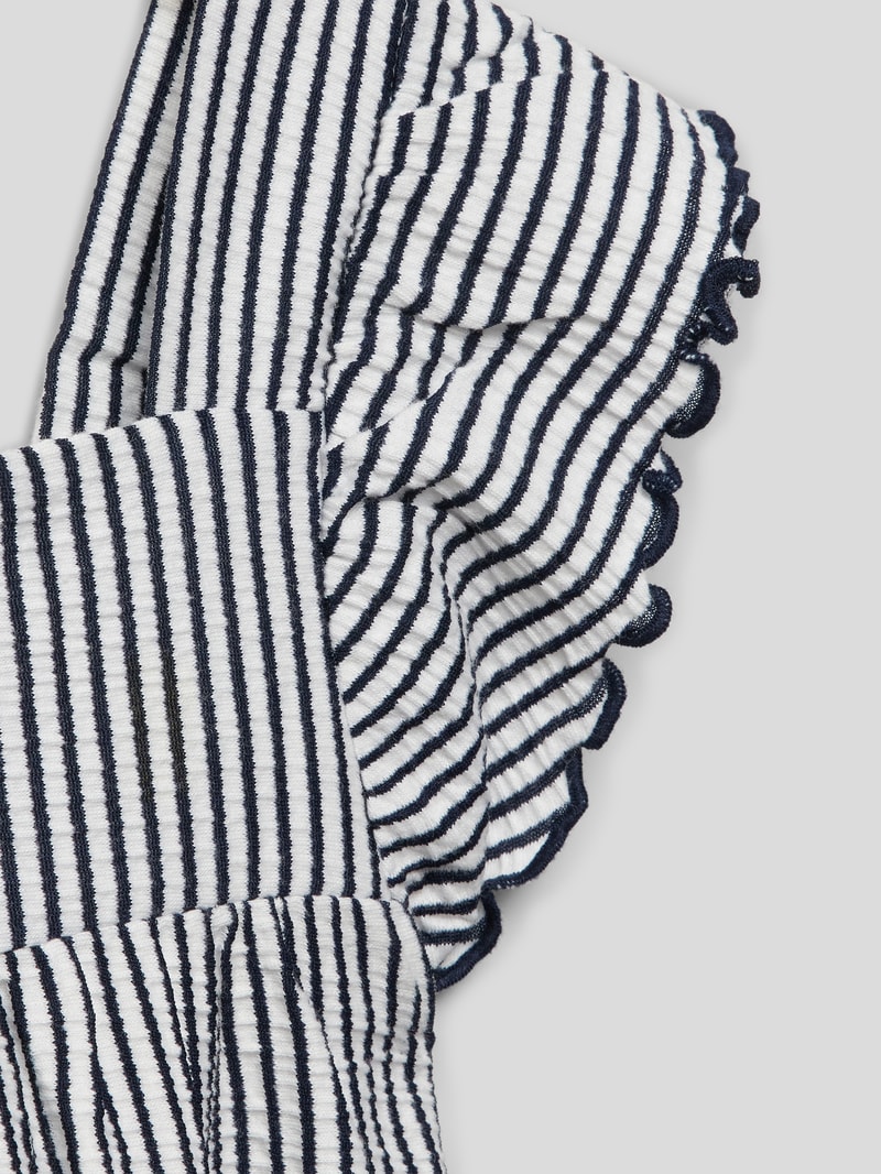 Kleid mit Streifenmuster in offwhite