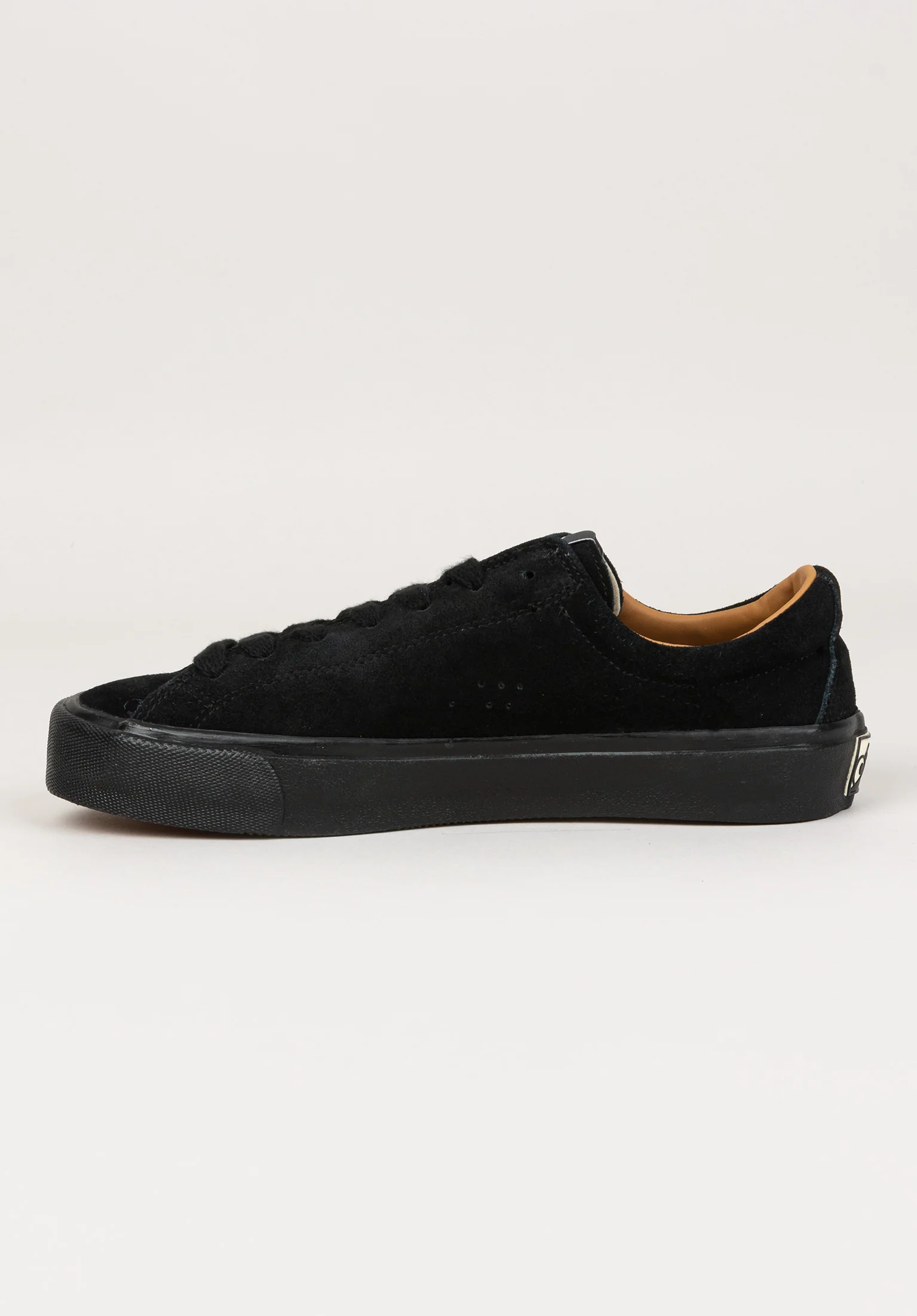 VM003 Suede Low