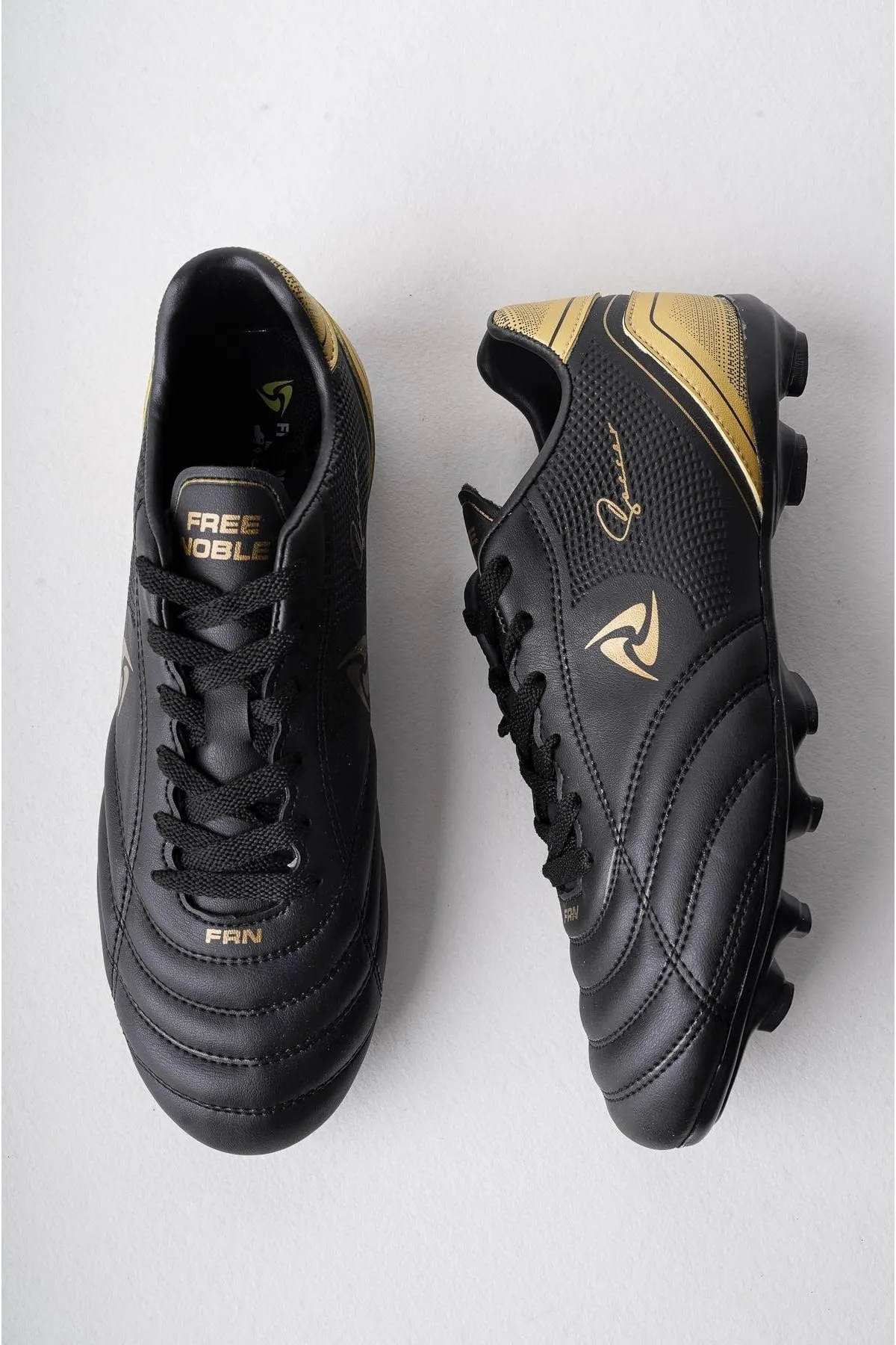 MUGGO  Pascal Unisex Guaranteed Crampon AstroTurf Fußball-Sportschuhe
