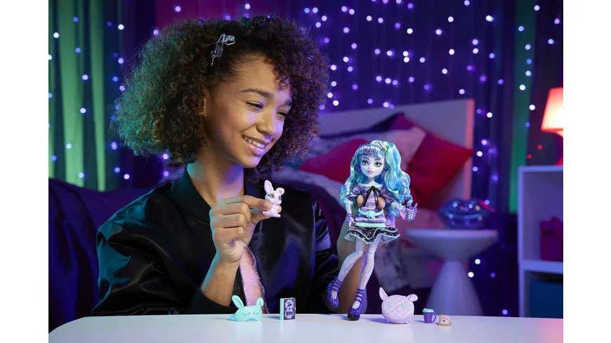 Monster High Creepover Doll Twyla