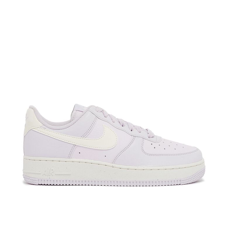 NIKE Wmns Air Force 1 '07 