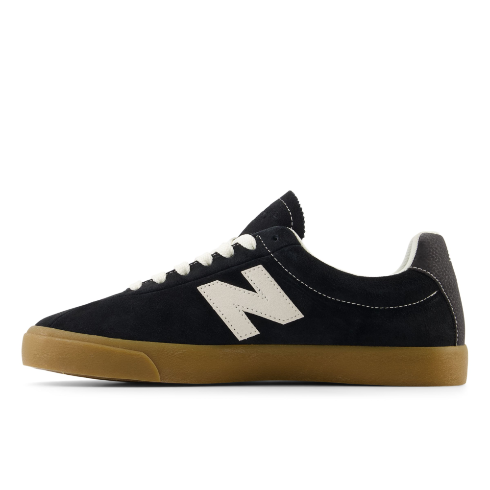 New Balance Numeric 22 NM22BGW / schwarz