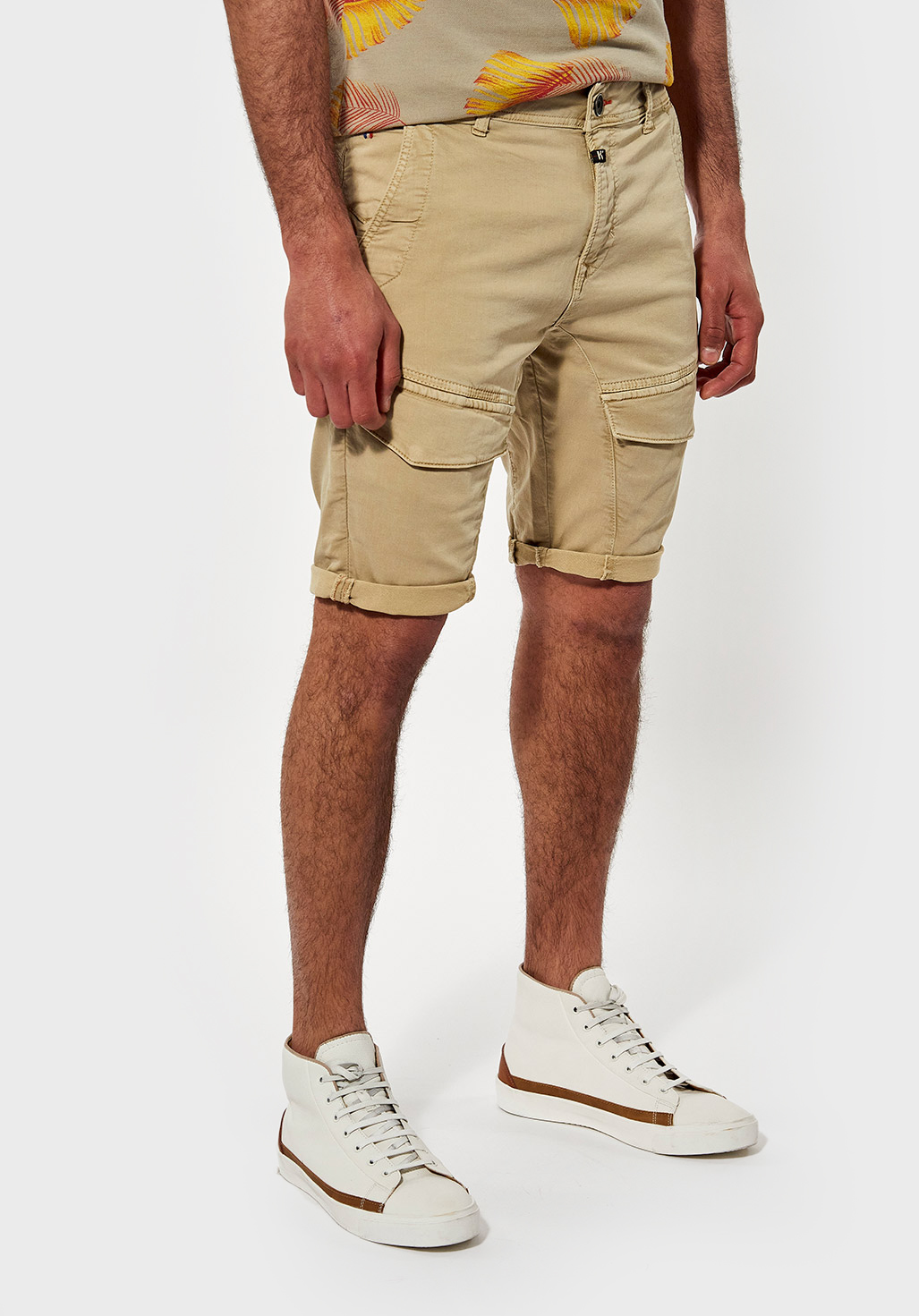 AKERO  Short tapered beige Homme