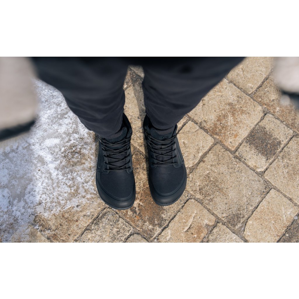 Be Lenka ArcticEdge All Black Barfußstiefeletten