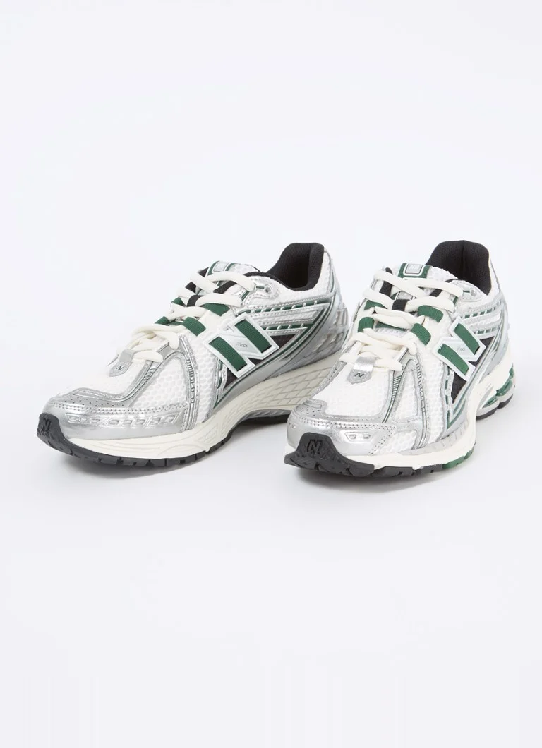 Baskets New Balance 1906R avec détails en mesh