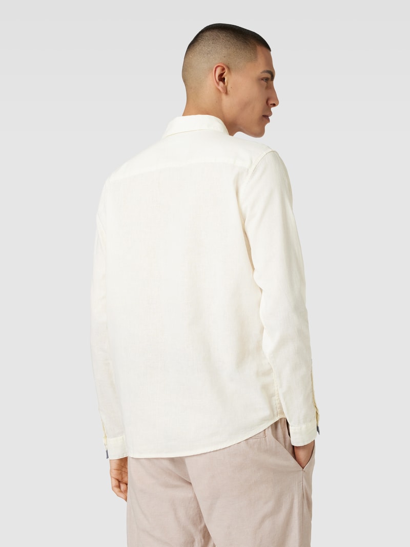 Freizeithemd mit Brusttasche in offwhite