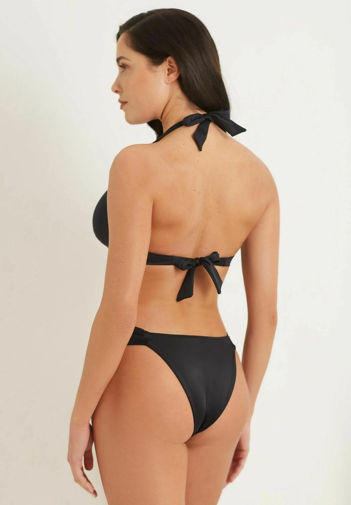 Yamamay ESSENTIALS - Top de bikini