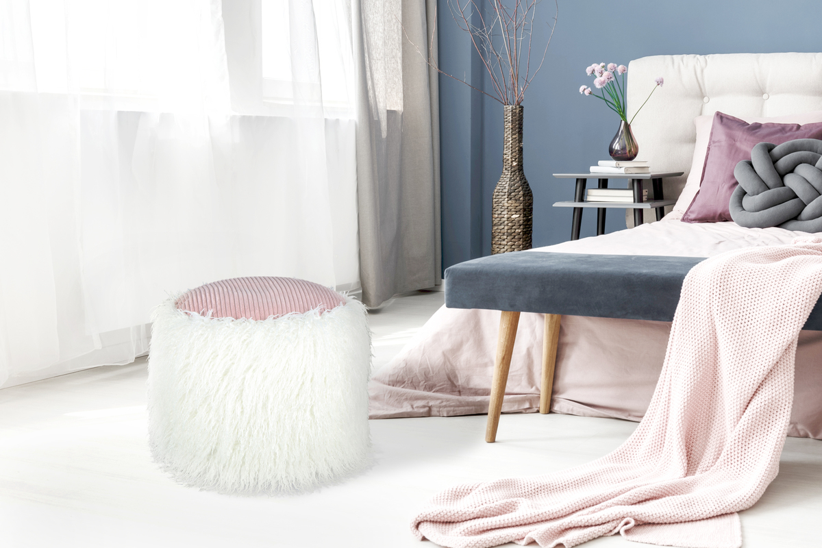 Kayoom Fellpouf Bobtail 125 Weiß / Rosa