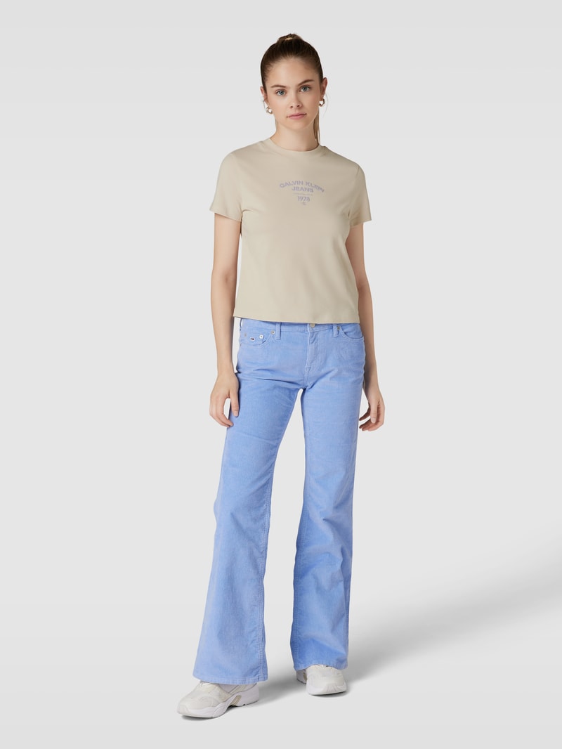 T-Shirt mit Label-Print Modell 'VARSITY' in beige